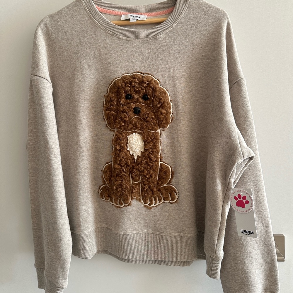 Adorable  Sweater with Poodle Design - Picture 5 of 5